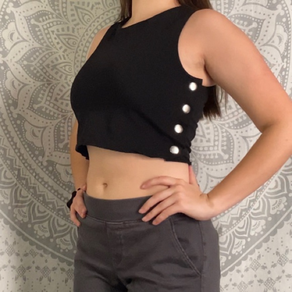 Zara | Trafaluc Cropped Tank Top W/Snap-able Sides